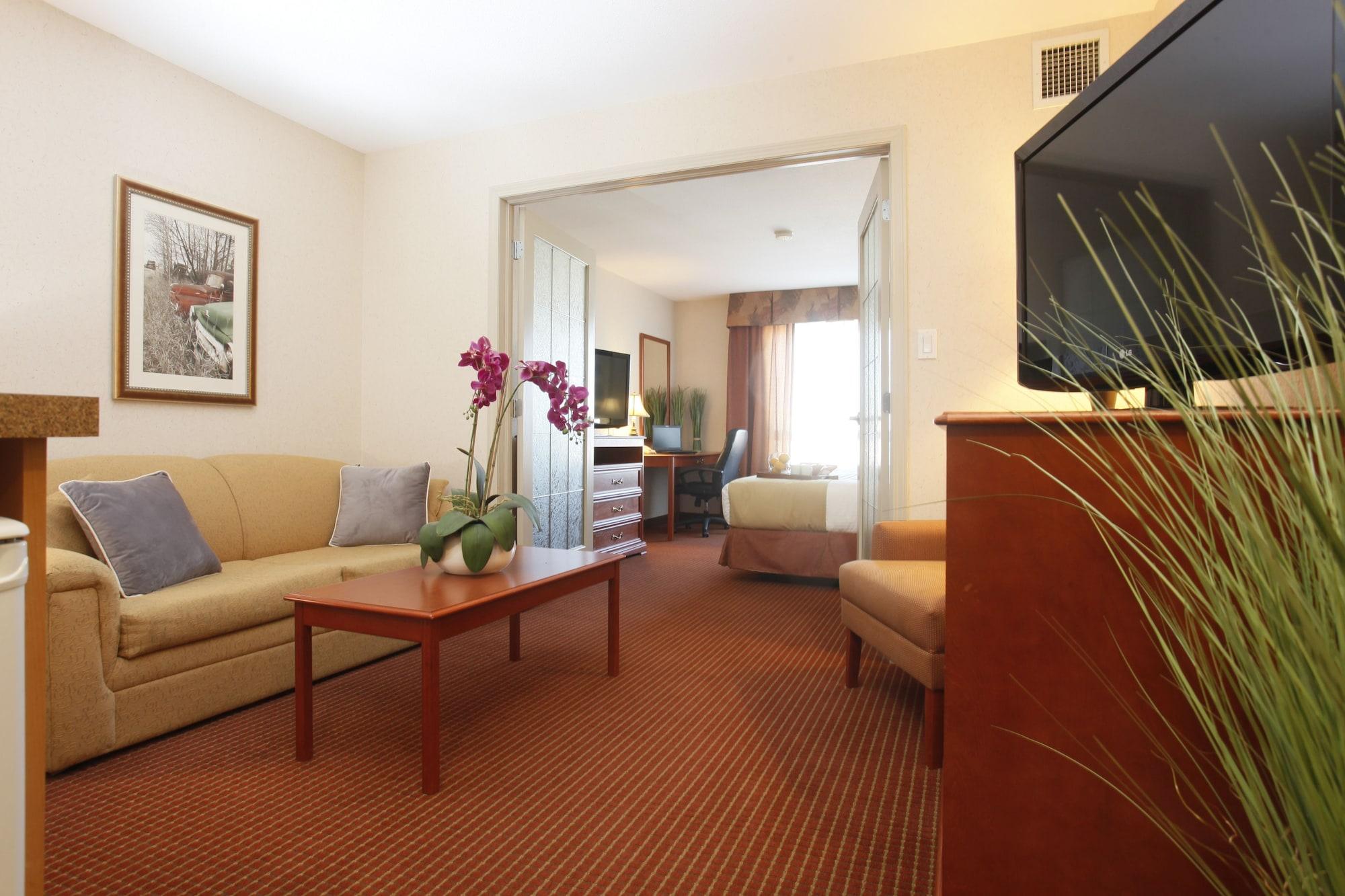 Stonebridge Hotel Dawson Creek Ngoại thất bức ảnh
