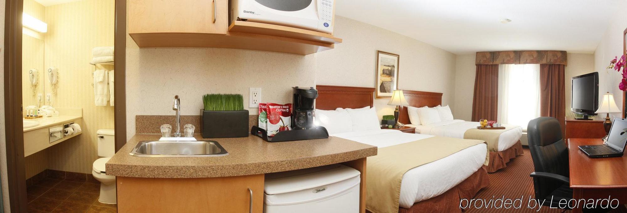 Stonebridge Hotel Dawson Creek Ngoại thất bức ảnh