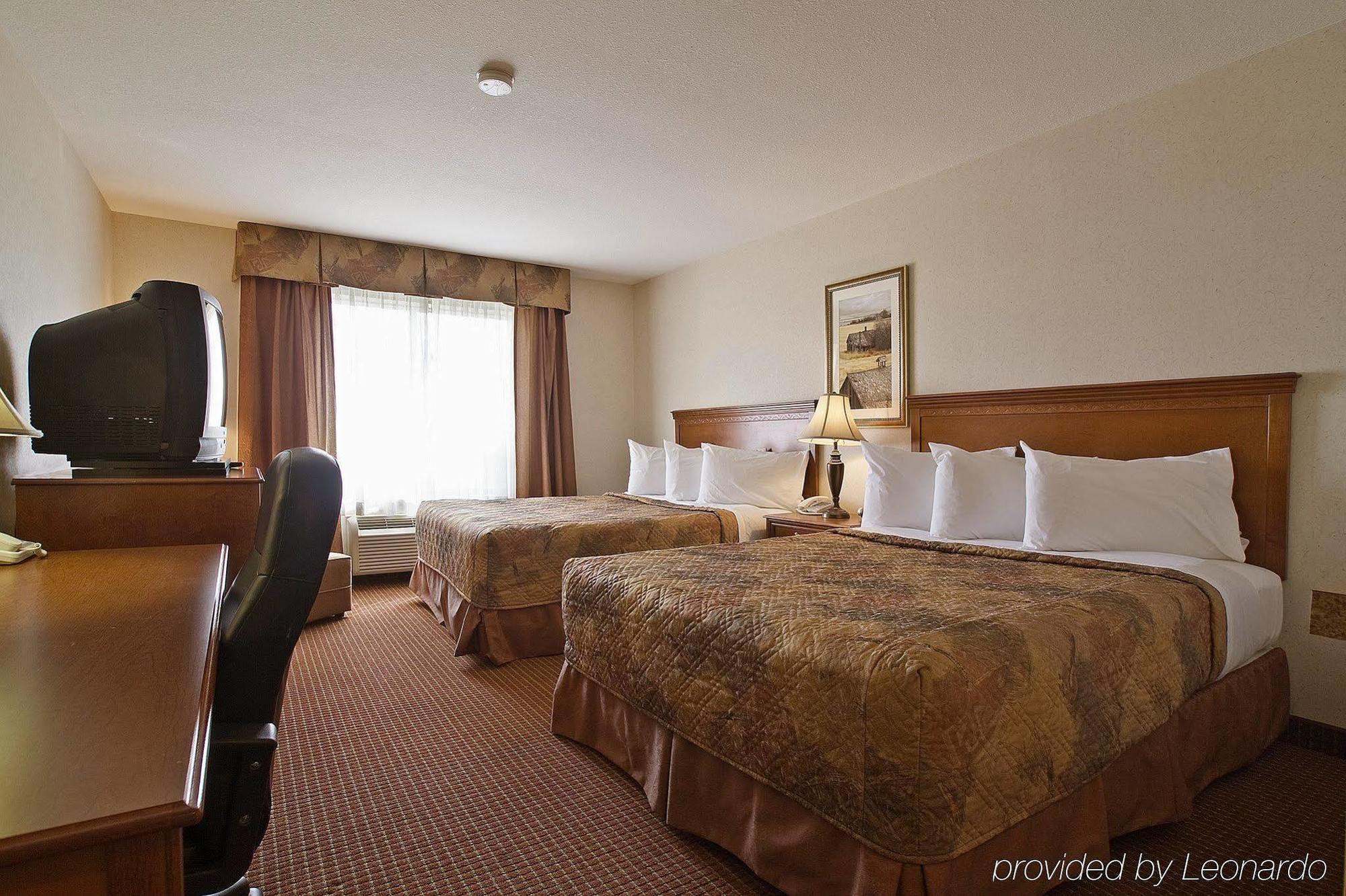 Stonebridge Hotel Dawson Creek Phòng bức ảnh